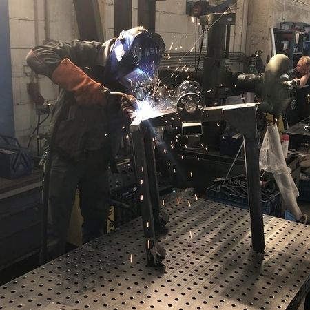 Al Sagir GEO-MONT Service-Mitarbeiter