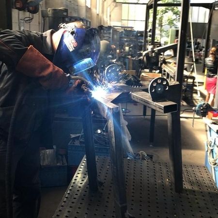 Al Sagir GEO-MONT Service-Mitarbeiter