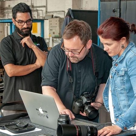 Al Sagir GEO-MONT Service-Mitarbeiter